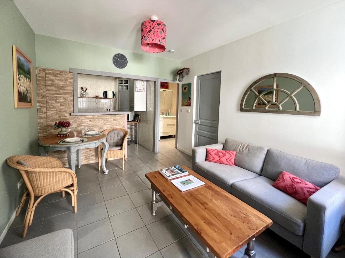 La Courette - T2 Plus Parking Gratuit Ним Экстерьер фото