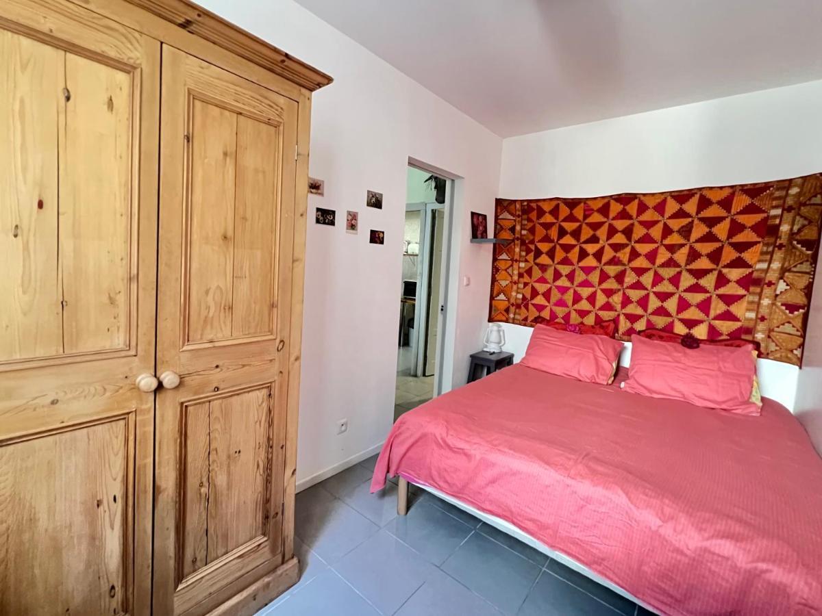 La Courette - T2 Plus Parking Gratuit Ним Экстерьер фото